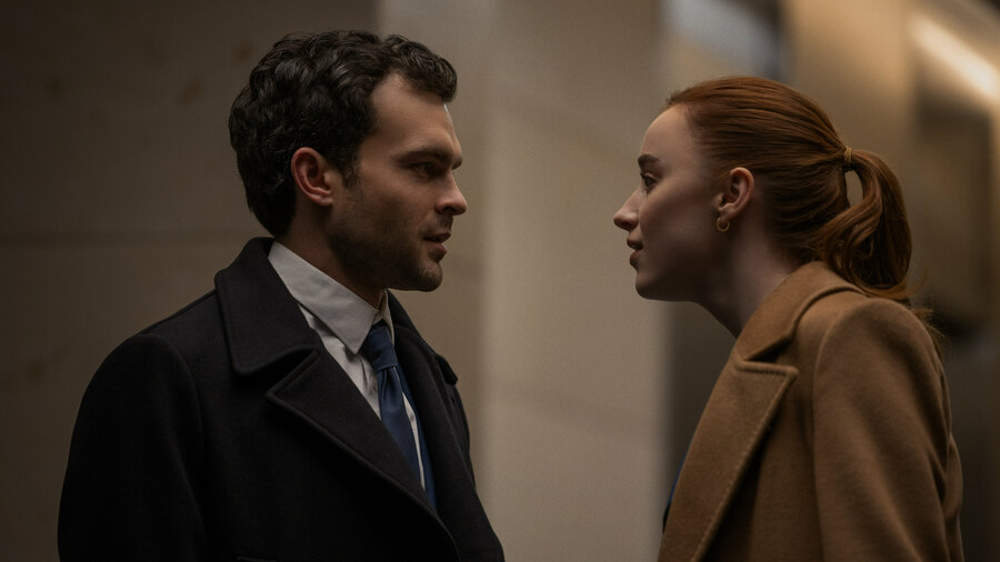 Alden Ehrenreich and Phoebe Dynevor in <em> Fair Play</em>