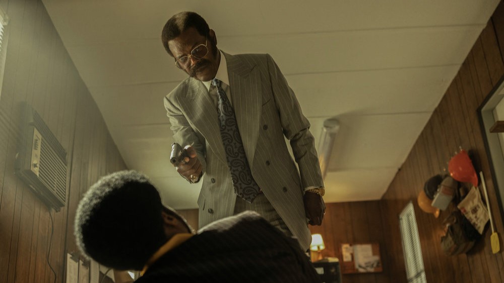 Kevin Hart and Samuel L. Jackson in </em>Fight Night.</em>