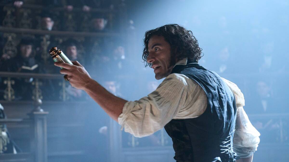 Oscar Isaac in <em> Frankenstein.
</em>
