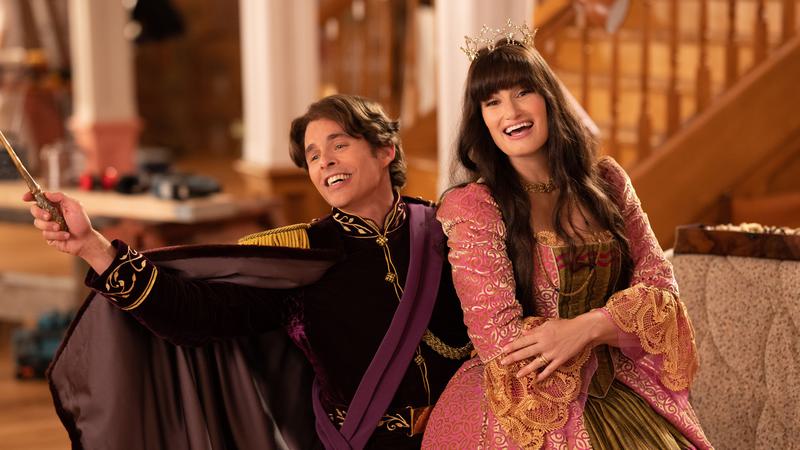 James Marsden as Prince Edward and Idina Menzel as Nancy Tremaine in <em>Disenchanted</em>