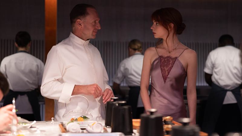 Ralph Fiennes and Anya Taylor-Joy in <em>The Menu</em>