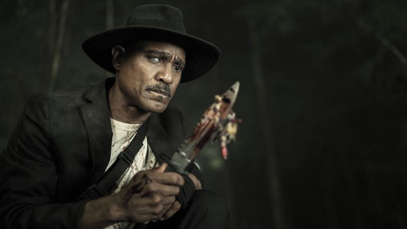 Seth Gilliam as Father Gabriel Stokes in <em>The Walking Dead</em>