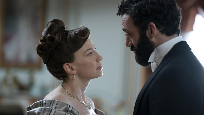 Carrie Coon and Morgan Spector in <em>The Gilded Age</em>