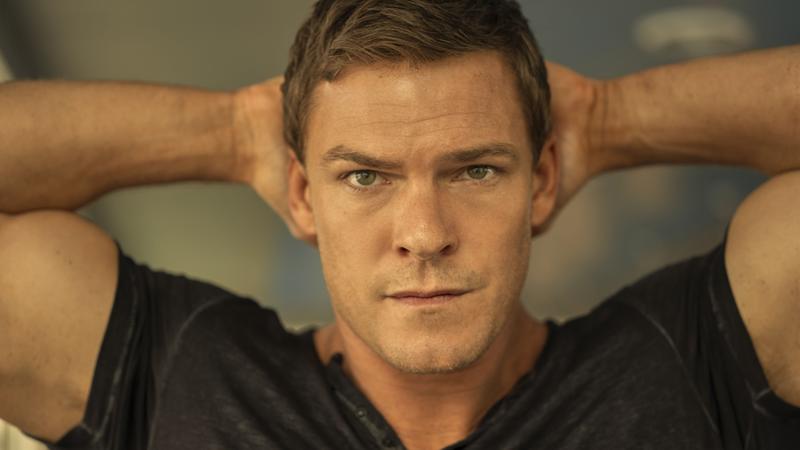 Alan Ritchson in <em>Reacher</em>